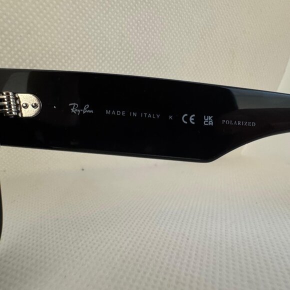 Ray-Ban Mega Wayfarer RB0840S 901/58 51-21 – Polished Black / Polarized - Picture 4 of 5